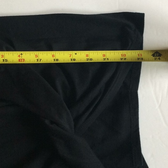 Fabletics open back NWT top L - Picture 5 of 5